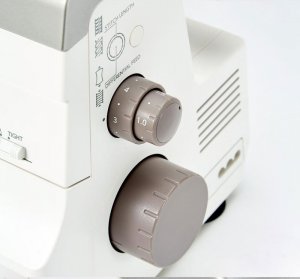 Maszyna do szycia Janome Overlock Janome Air Thread 2000D Professional + GRATISY 2