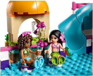 LEGO Friends Basen w Heartlake (41313) 5