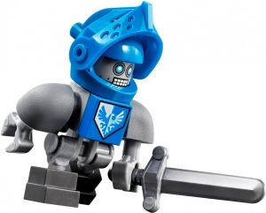 LEGO Nexo Knights Blasterowy myśliwiec Clay'a (70351) 4
