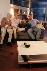 Listwa zasilająca Brennenstuhl Primera-Tec przeciwprzepięciowa 7 gniazd 2 m czarna (1153300467) 4