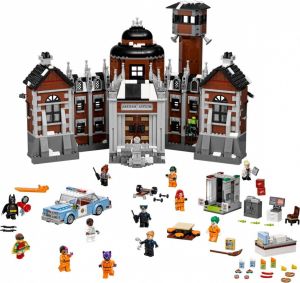 LEGO Batman Arkham Asylum (70912) 2