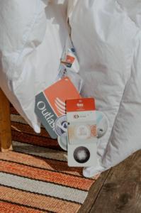 AMZ Przemysław Zabel Poduszka 60 x 60 Natural Exclusive Outlast 3 komorowa 4