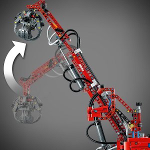 LEGO Technic Dźwig z chwytakiem (42144) 10