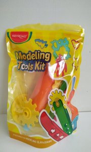 Keyroad Zestaw narzędzi do ciastoliny KEYROAD, wałek, nożyk, 3 kółka do cięcia, zawieszka, mix kolorów 4