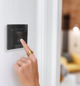 Shelly Home Shelly Accessories "Wall Switch 1" Wandtaster Schwarz 2