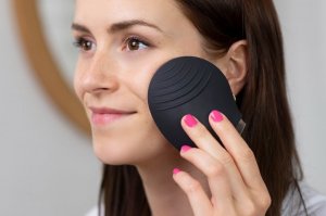 Concept Soniczna szczoteczka do czyszczenia skóry  czarny kawior SK9005 4