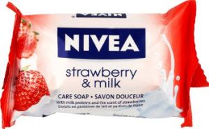 Nivea Mydło Strawberry & Milk kostka 90g 1