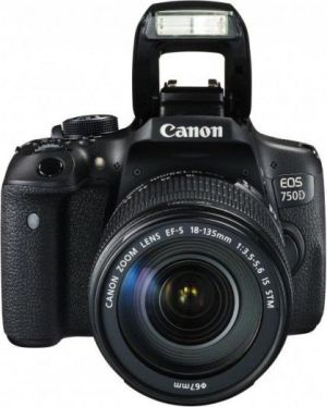 Lustrzanka Canon EOS 750D + EF-S 18-135 IS STM (0592C032AA) 1
