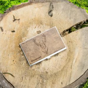 BeWood Drewniany Wizytownik Inox Jeleń Imbuia 3