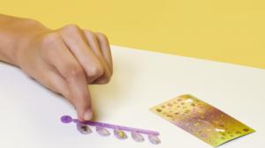 Spin Master Cool Maker Go Glam Nail Surprise zestaw do paznokci tipsy + akcesoria lakier 11