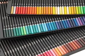 Craft Sensations Zestaw kredek ołówkowych 120 elementów w metalowym pudełku 3