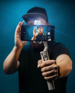 Gimbal Hohem GIMBAL 3-os do Telefonu Smartfona / Hohem iSteady V2 / Biały 9