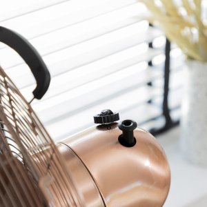 Wentylator Tristar Tristar VE-5971	 Retro stand fan, Number of speeds 3, 50 W, Oscillation, Diameter 40 cm, Copper 13