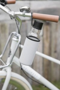 Sagaform butelka na wodę, szary pokrowiec, 0,6 l, śred. 7 x 26 cm, szkło borokrzemowe/neopren 2