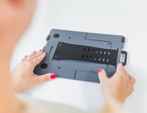 Stojak BakkerElkhuizen Bakker Elkhuizen Uchwyt na laptopa i tablet FlexTop 170 Ciemnoszary 3