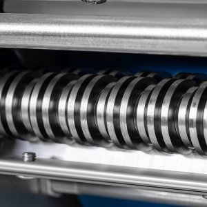 Maszynka do makaronu Royal Catering Maszynka krajalnica do wyrobu makaronu elektryczna ze stali nierdzewnej 230 V 550 W 160 mm Maszynka krajalnica do wyrobu makaronu elektryczna ze stali nierdzewnej 230 V 550 W 160 mm 3