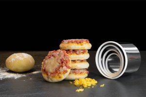 Lurch foremki lub wykrawacze do deserów i dekoracji, okrągłe, śred. 4-9 x 5 cm 6