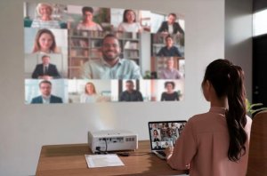 Projektor Optoma Optoma Projektor UHZ45 4K 3800 2000000 2