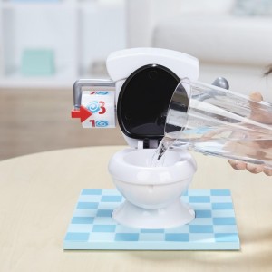 Hasbro Gra Szalona Spłuczka (C0447) 16