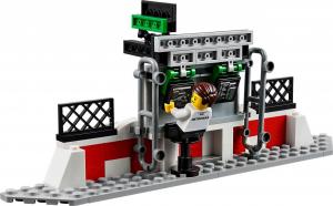 LEGO Speed Champions Zespół Formuły 1 Mercedes AMG Petronas (75883) 6