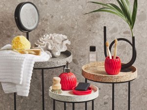 Beliani 3-częściowy zestaw akcesoriów łazienkowych czerwony BELEM 2