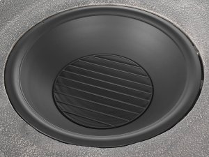 Palenisko ogrodowe Beliani Palenisko ogrodowe z grillem betonowe szare TAMBORA 9