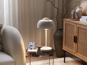 Lampa stołowa Beliani Lampa stołowa metalowa biała SENETTE 2