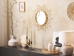 Beliani Rattanowe okrągłe lustro ścienne słońce 61 cm AROEK 2