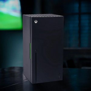 Microsoft Xbox Series X Mini 10 l 2