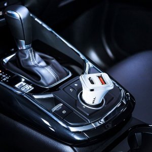 Ładowarka ForCell Ładowarka Samochodowa Forcell USB 3.0 + USB C Quick Charging + Power Delivery PD20W 4A CC-QCPD01 biała 7