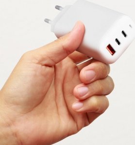 Ładowarka ForCell GaN 1x USB-A 2x USB-C 3 A (5903396116186) 10