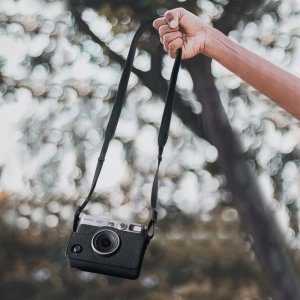 Pokrowiec LoveInstant Futerał Etui Pokrowiec Do Fujifilm Instax Mini Evo / Czarny 7