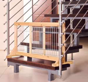 Trixie Barierka drewniana 63-108x50x31 cm 2