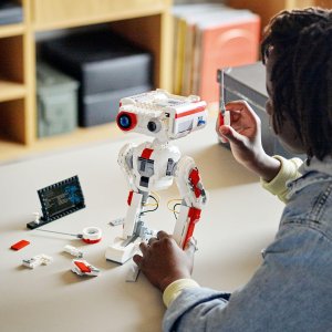 LEGO Star Wars BD-1 (75335) 8