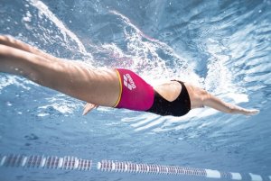 Arena SQUARE CUT DRAG SUIT 9