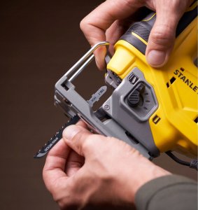 Wyrzynarka Stanley Wyrzynarka BL 18V V20,b.a/ł 3
