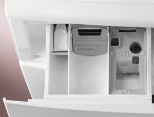 Pralka Electrolux EW6FN528BP 5