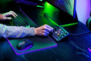 Razer Stream Controller 4
