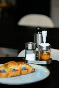 Vialli Design Zestaw do przypraw i miodu SOHO 8838 6