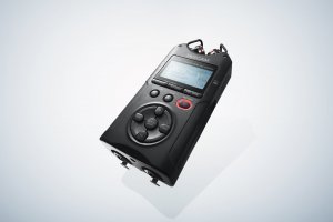 Dyktafon Tascam DR-40X - Przenośny rejestrator cyfrowy z interfejsem USB, zapisujący 2 x stereo, 2 GB karta SD 5