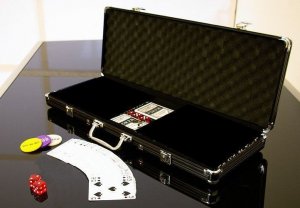 Garthen Walizka aluminiowa na 500 żetonów do pokera z akcesoriami 1