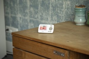 Niania Alecto DVM-71 11