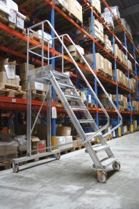 Lero Aluminiowy podest roboczy jezdny (wys. 294 cm, 12 stopni, 4 koła) 5