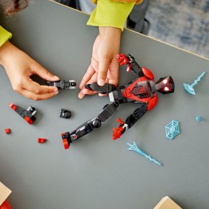 LEGO Marvel Spider-Man Figurka Milesa Moralesa (76225) 13
