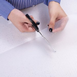 KingHoff MATA ANTYPOŚLIZGOWA DO SZUFLAD 50x150 cm KINGHOFF KH-1662 2