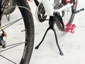 Korbi STOPKA NÓŻKA ROWERU PODPÓRKA PODWÓJNA CENTRALNA P5 2