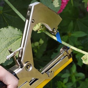 Korbi Tapener zszywacz ogrodniczy szkółkarski taśma Htb 2