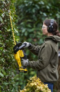 Stanley Nożyce akumulatorowe SFMCHT855B-XJ 55 cm 5