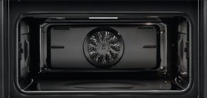 Piekarnik Electrolux EVL8E08Z 4