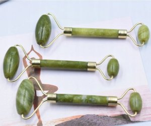 Korbi MASAŻER DO TWARZY Z JADEITU WAŁEK ROLLER JADEITOWY 3